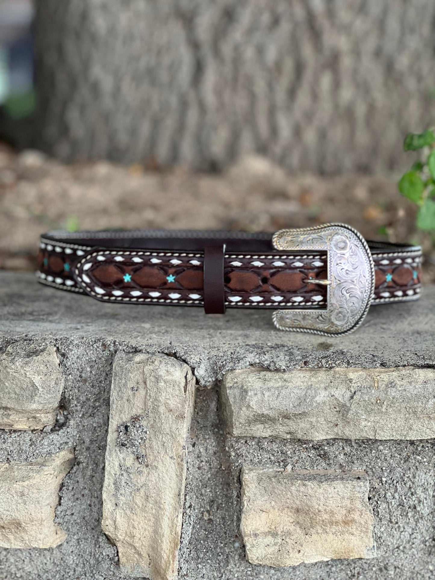 Alamo Saddlery 1.5" Straight Neon Turquoise Belt