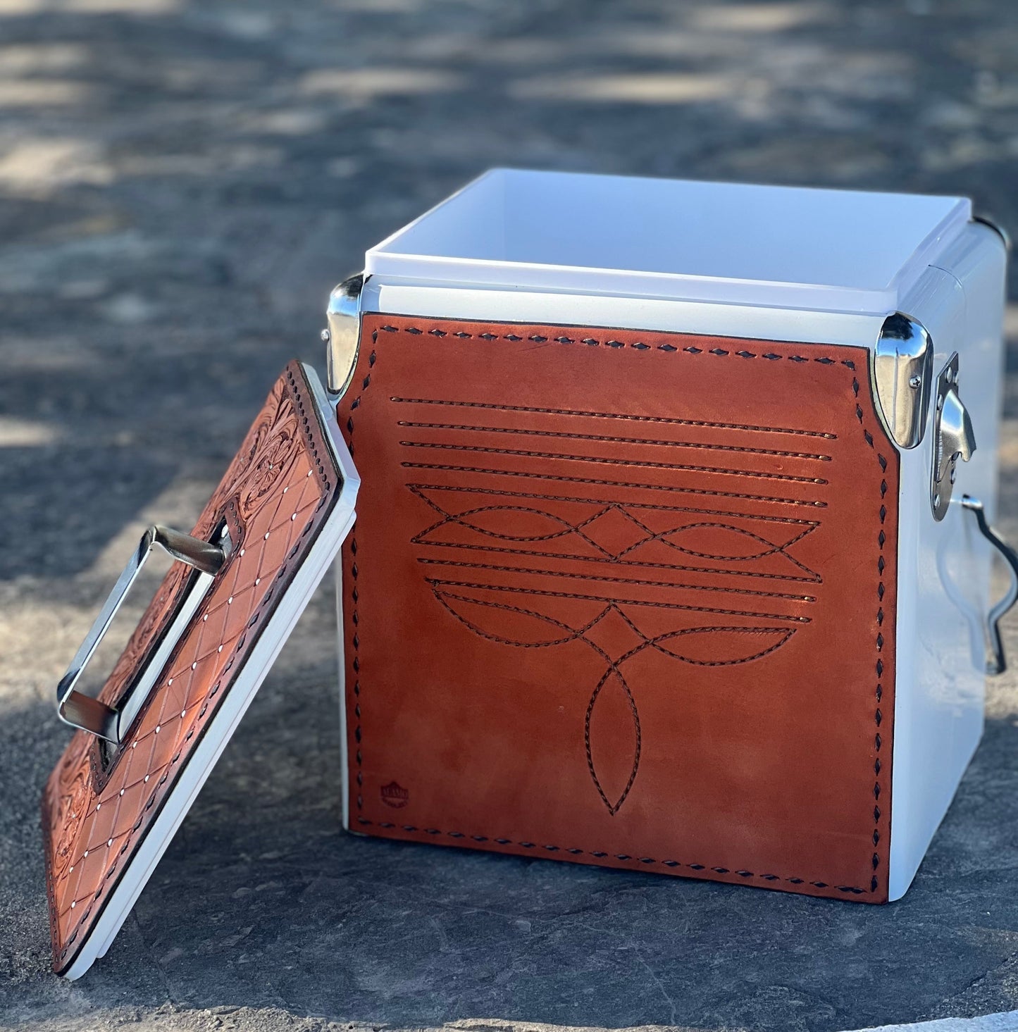 Alamo Saddlery Retro Rodeo White Cooler- Toast Cowboy Stitch