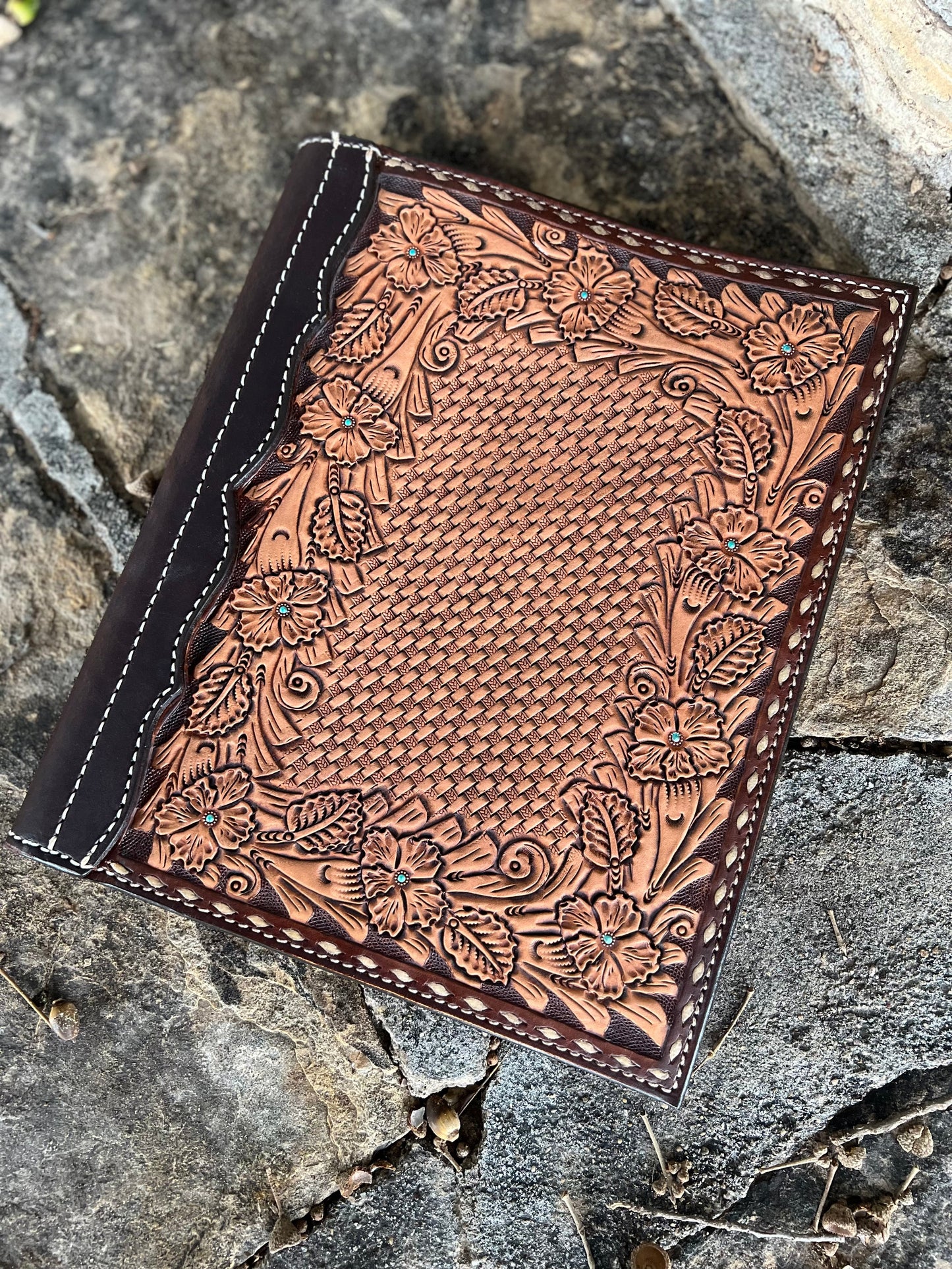 Alamo Saddlery #40  Large portfolio El pinto