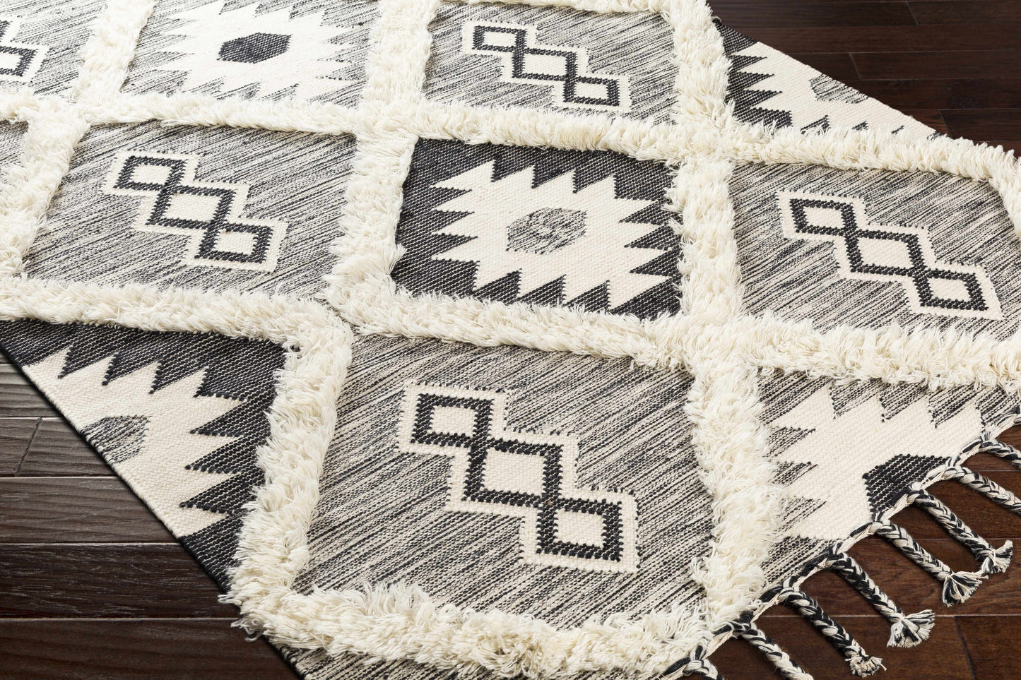 Jarales Cream/Black Tribal Tassel Wool Rug