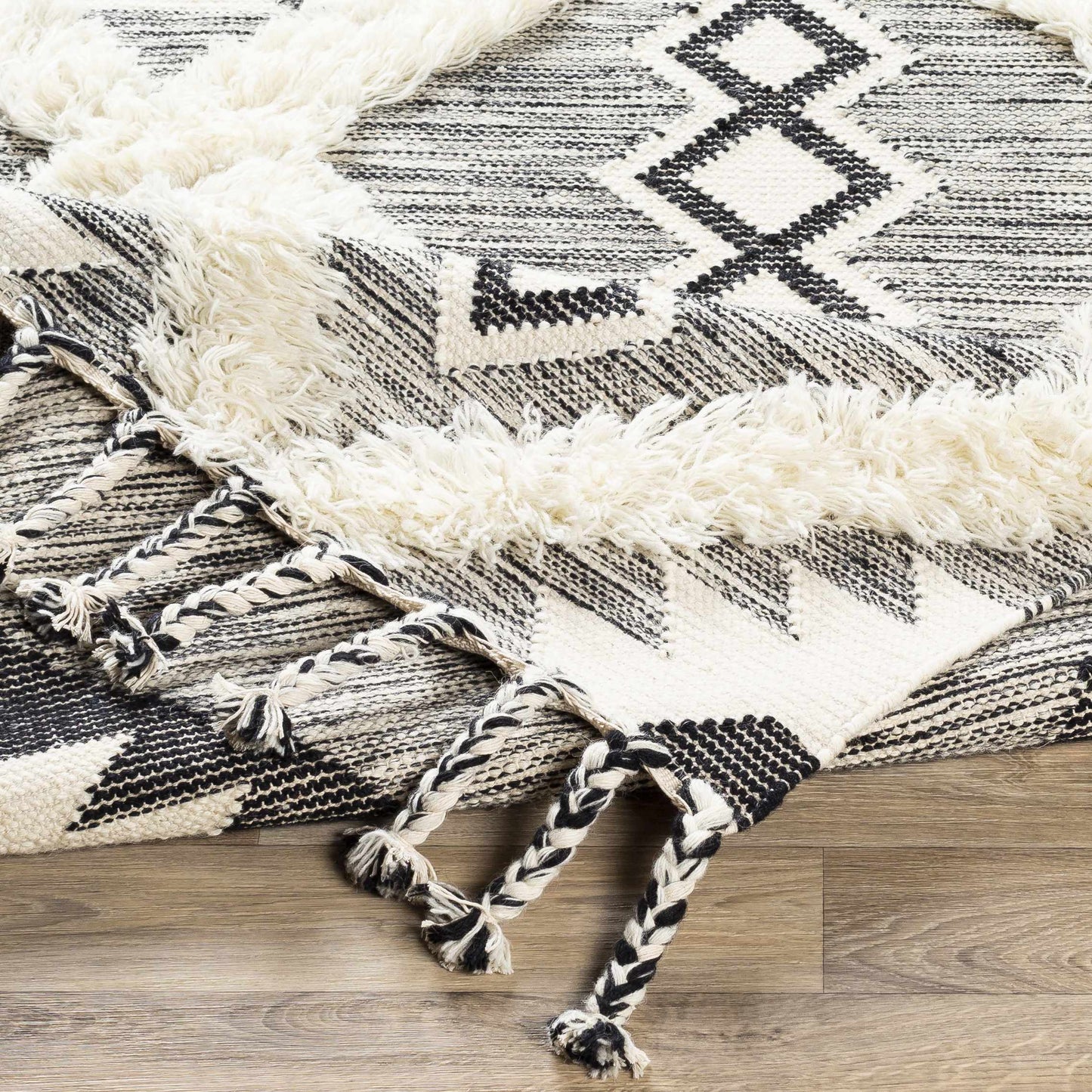 Jarales Cream/Black Tribal Tassel Wool Rug