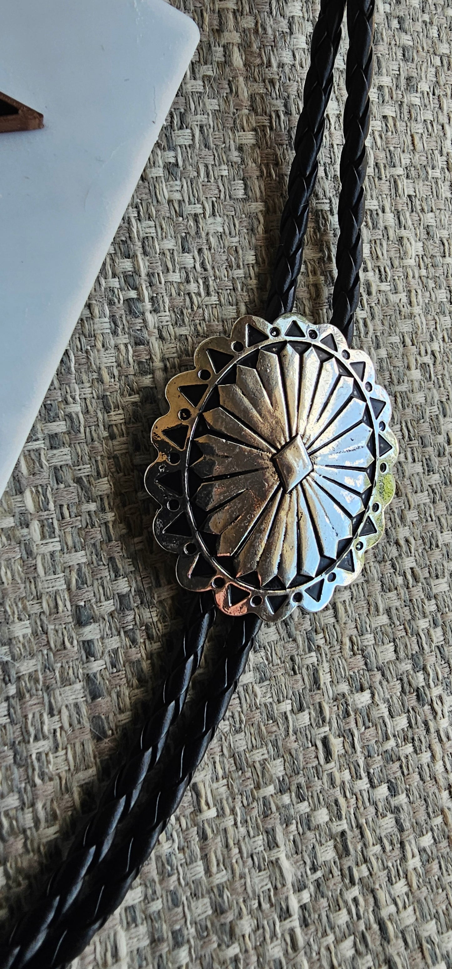 Baha Ranch Silvertone Concho Necklace with Earrings