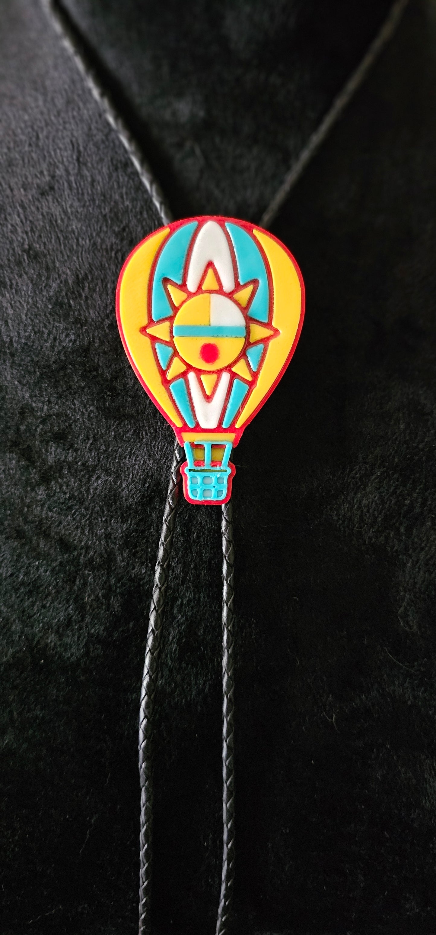 Albuquerque Balloon Fiesta 3D Hot Air Balloon Sunface Bolo Tie Necklace