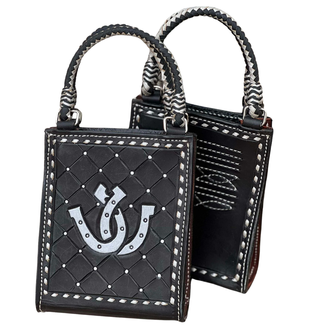 Alamo Saddlery The Card Handbags- HORSE SHOE