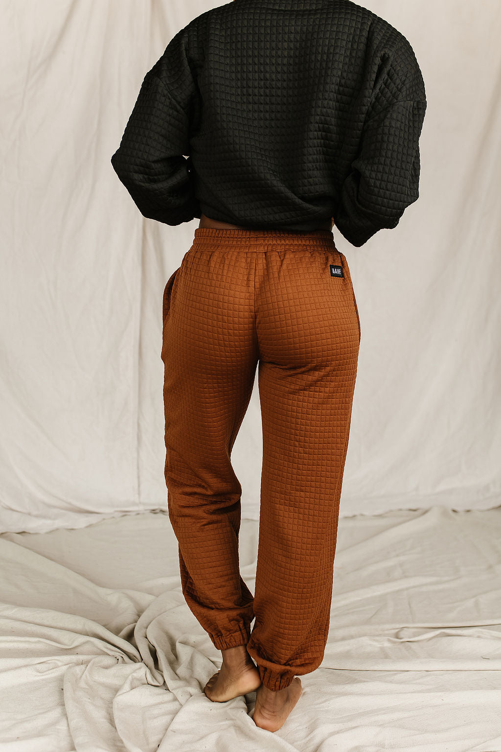 Ampersand Avenue Quilted Joggers- Copper