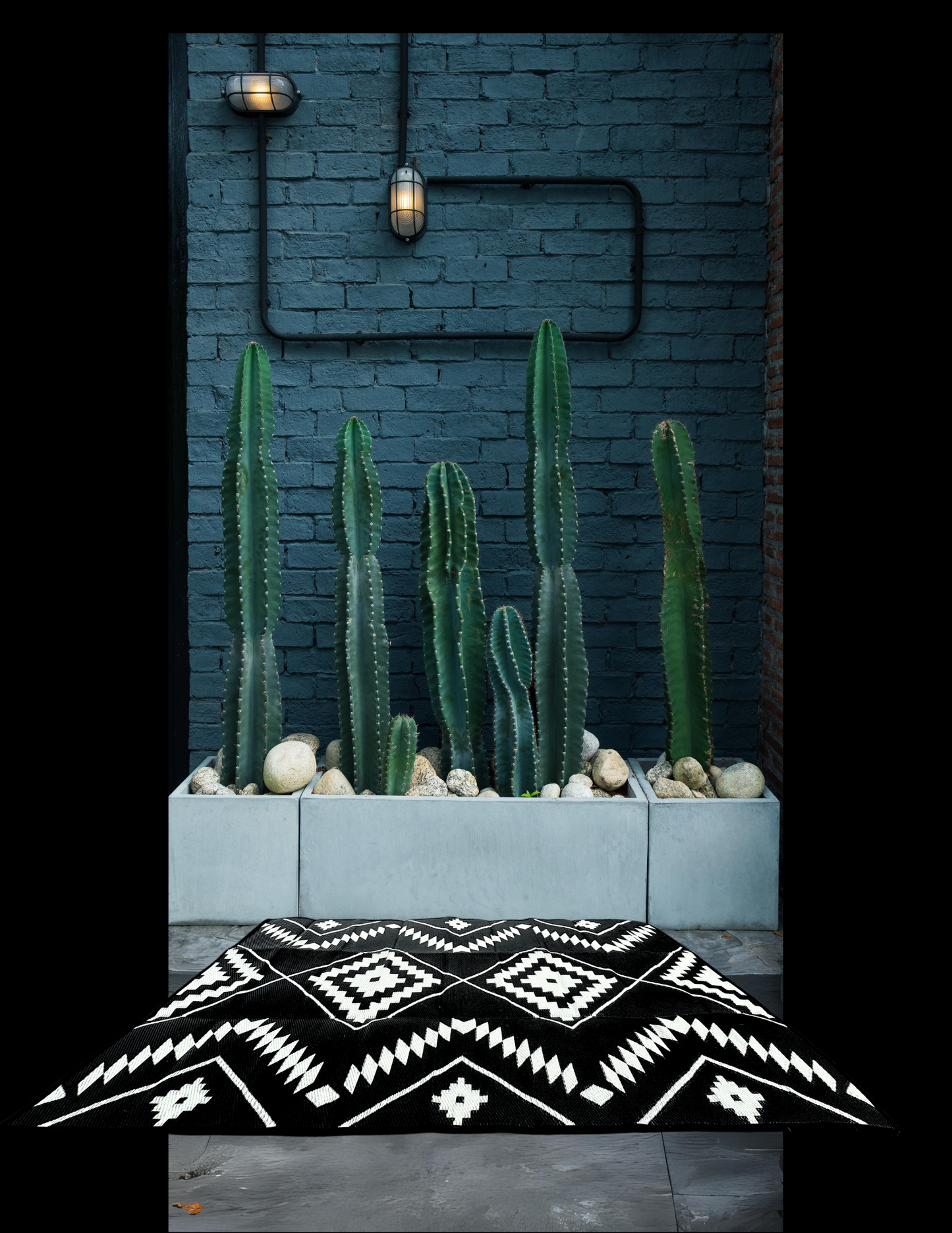 Black + Ivory - 6ft x 9ft - RANCH RUGS  -THE DAVIS -Aztec Southwestern Floor Covering