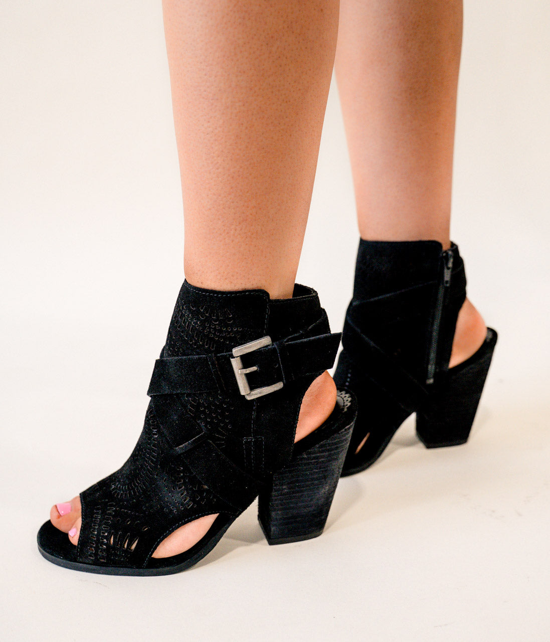 Zuzanna Heeled Sandal in Black
