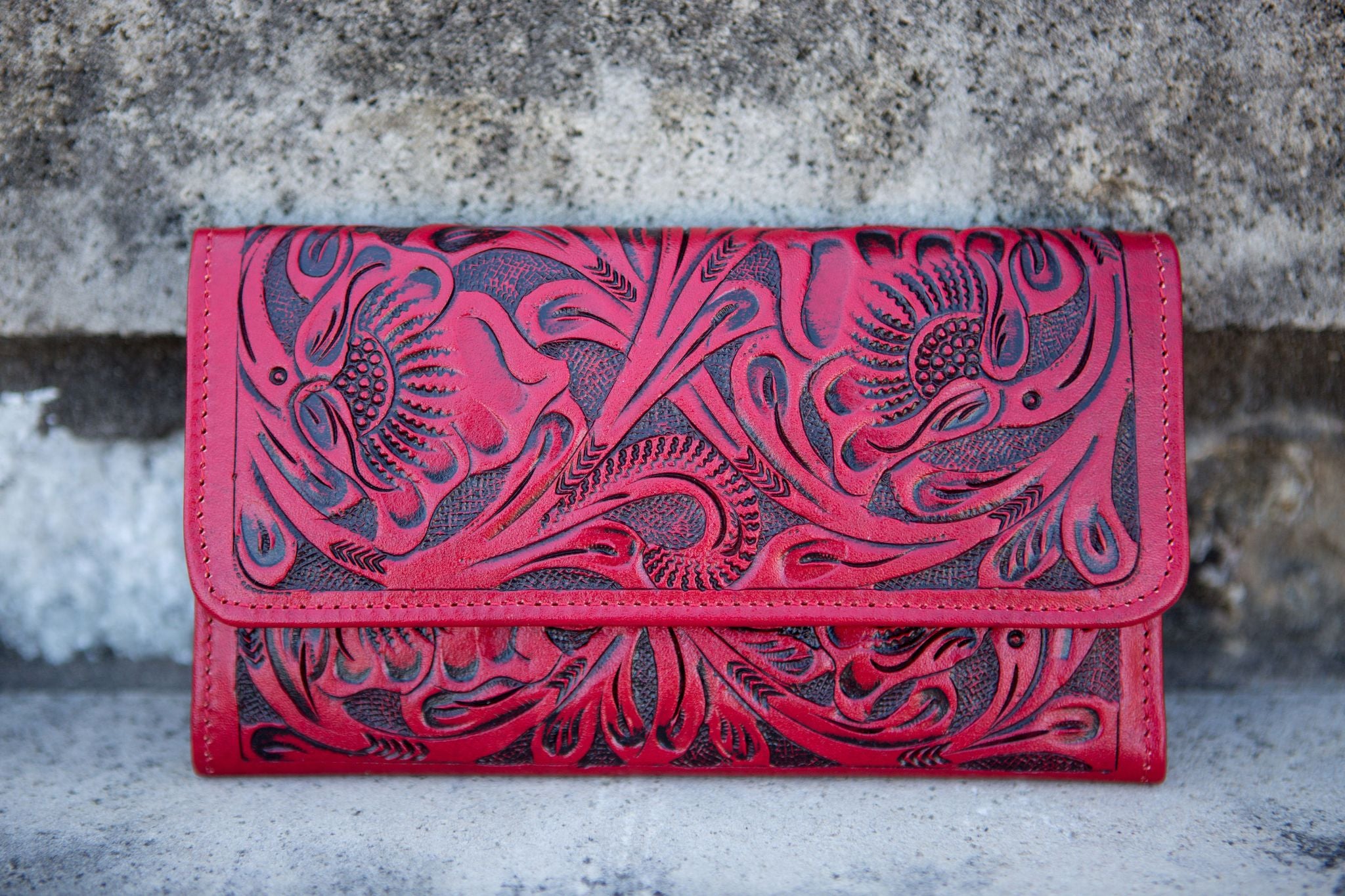 Tooled leather trifold hot wallet